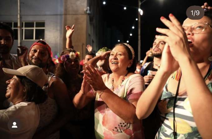 O carnaval da mentira