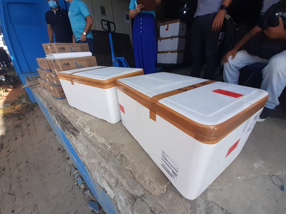 Novo lote da CoronaVac começa a ser distribuído ao interior do RN