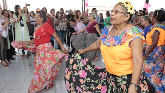 Centro Dia promove evento alusivo ao Dia da Mulher e ao Dia da Poesia