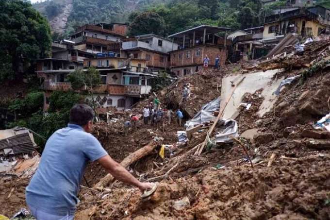 Petrópolis: número de mortos chega a 110; há 140 desaparecidos