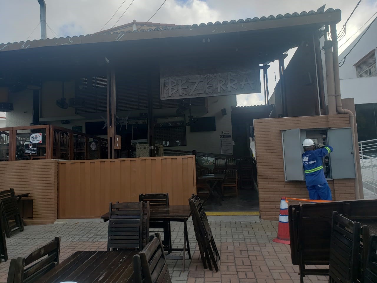 Roubo: Churrasquinho de gato