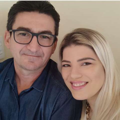 Primeira-dama de Equador morre em acidente de carro