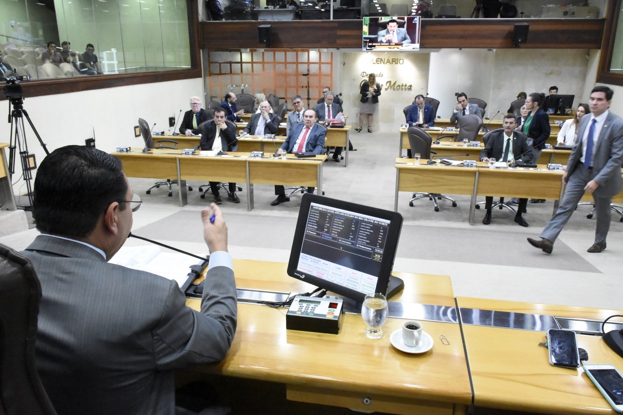 Sessões na Assembleia irão funcionar de forma híbrida a partir de hoje