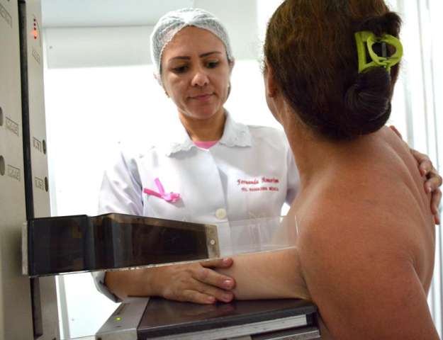 Caminhão da Mamografia chega a Cajupiranga, em Parnamirim