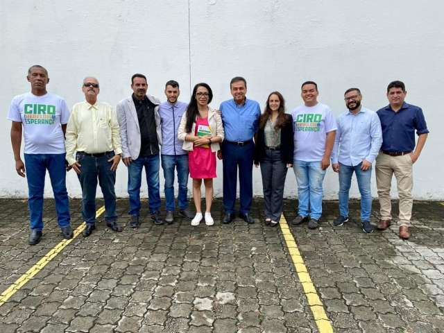 Carlos Eduardo lança super nominata do PDT, com Barack Obama, Maribondo Vinagre e outros nomes; Veja