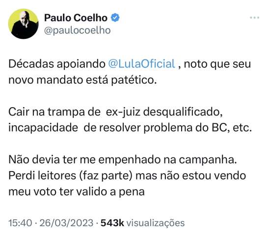 Escritor Paulo Coelho arrependido por votar em Lula
