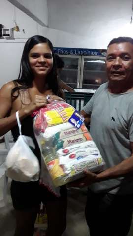 Alô, MP! Cestas básicas com santinhos de João Maia em cidade da Grande Natal