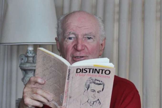Morre ex-deputado Lauro Bezerra, irmão do ex-senador Fernando Bezerra