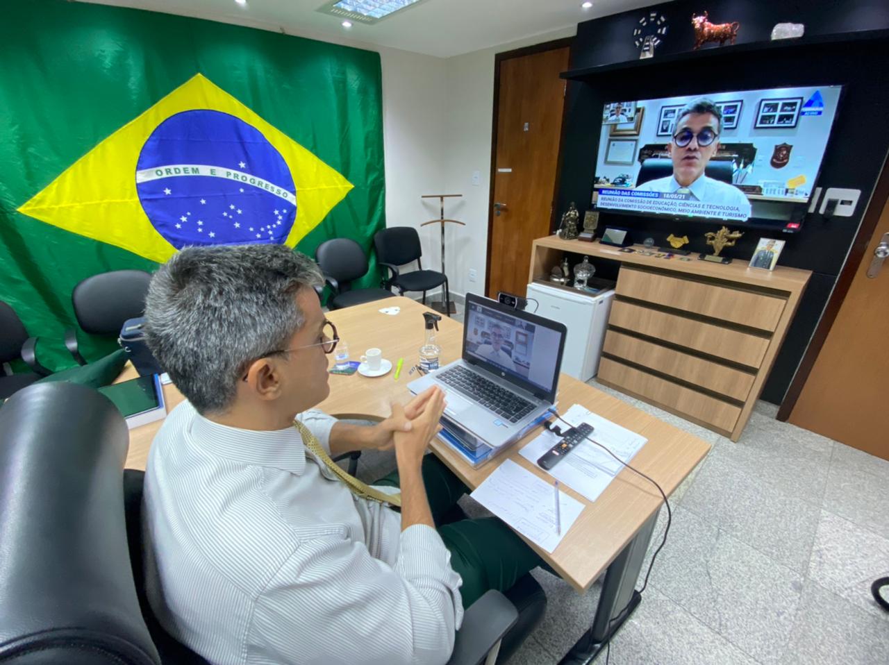 Em comissão, Coronel Azevedo cobra ação concreta do Governo para o turismo do RN