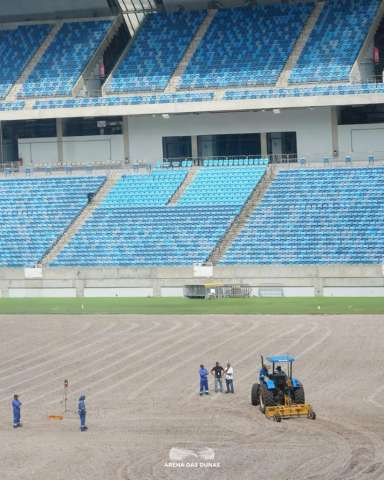 Após quase 10 anos, Arena das Dunas inicia substituição do seu gramado