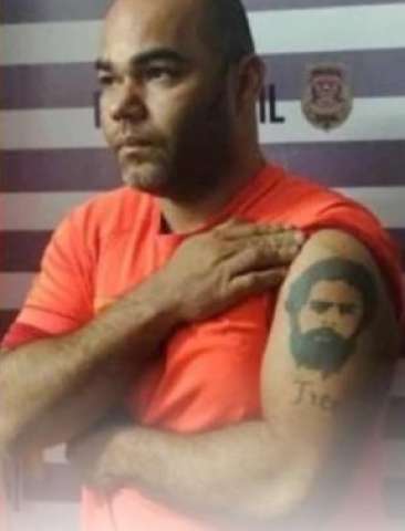 Homem que matou ex-mulher e filho tem tatuagem de Lula 