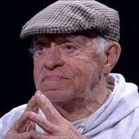 Morre, aos 89 anos, o narrador Silvio Luiz