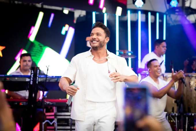Com ingressos quase esgotados e repertório de sucessos, Safadão desembarca sábado (2) com TBT WS no Arena das Dunas