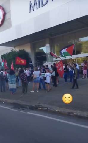 Esquerda faz ato na esquina do Midway em favor do Hamas