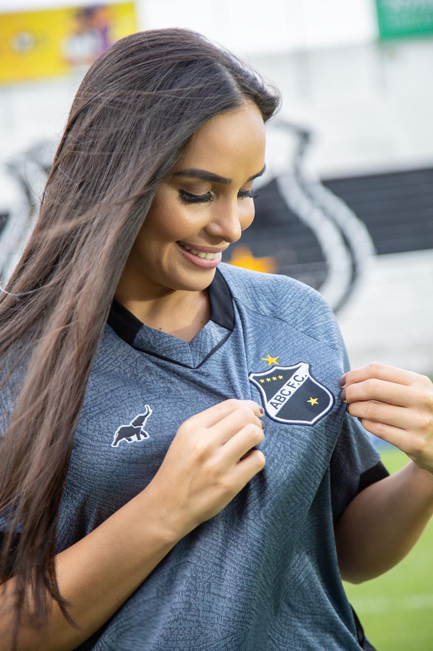 ABC estreia uniforme inspirado em pele de elefante contra Flamengo e destaca causa animal