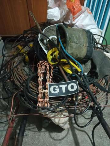 Bandidos são presos pela PM após furtar mais de 200 metros em fios da Cosern e tentar fugir de barco