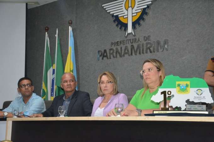 Taveira autoriza Projeto Veterinário nos Bairros, em Parnamirim