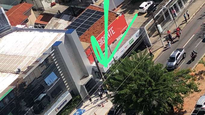 Homem baleado e mulher levada por atirador em ocorrência em frente a SmartFit