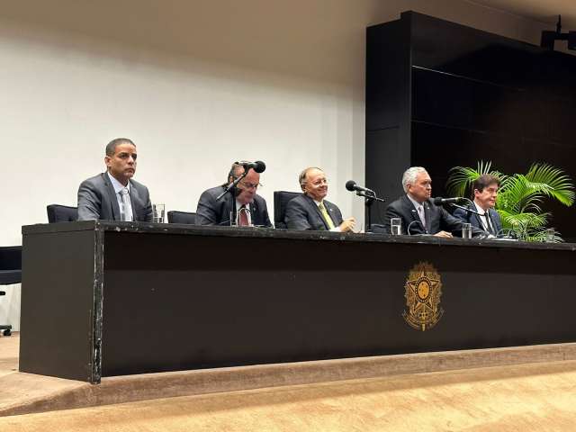 Wolney França se reúne com vereadores do RN e Bancada Federal em Brasília