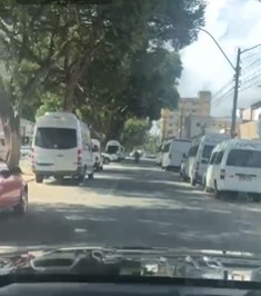 Vídeo flagra pacientes do interior buscando atendimento da Prefeitura de Natal contra o covid-19