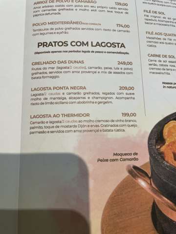 Preço do prato de lagosta: Camarões versus Nau