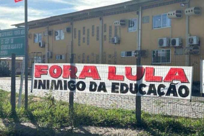Turma da UFRN mostra ingratidão com Lula