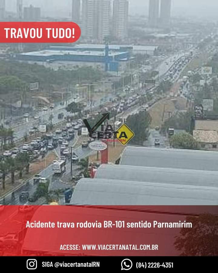 Acidente trava BR-101 no sentido Natal-Parnamirim