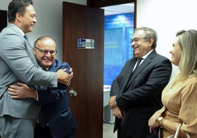 Senador Styvenson anuncia apoio à pré-candidatura de Paulinho Freire a prefeito de Natal