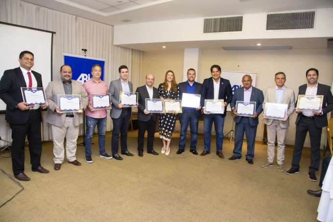 ABIH-RN homenageia vereadores de Natal pela destinação de R$ 710 mil em emendas para divulgação do RN como destino turístico