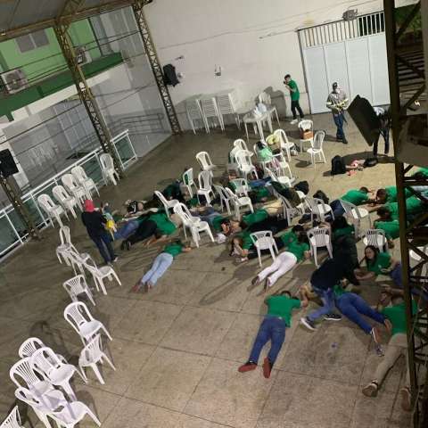 Professores e funcionários sofrem arrastão em escola de Mossoró