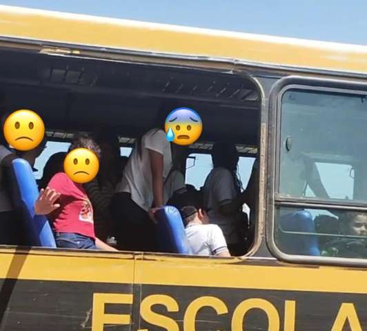 Risco grande: crianças andam em ônibus escolar sem vidro na janela no interior do RN