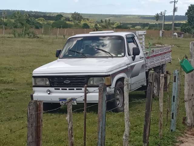 Bandidos assaltam fazenda do presidente da ANCOC, em Macaíba