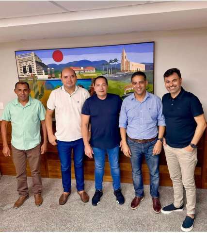 Presidente do PSDB/RN, Ezequiel Ferreira, garante ao vereador Professor Ítalo decidir o apoio do partido em Parnamirim