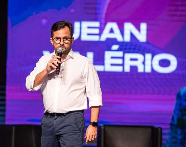 SUPERE EXPERIENCE: Teatro Riachuelo sedia treinamento de impacto com mentores nacionais e internacionais de empreendedorismo