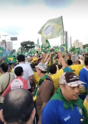 Protesto: Milhares de pessoas na Hermes da Fonseca