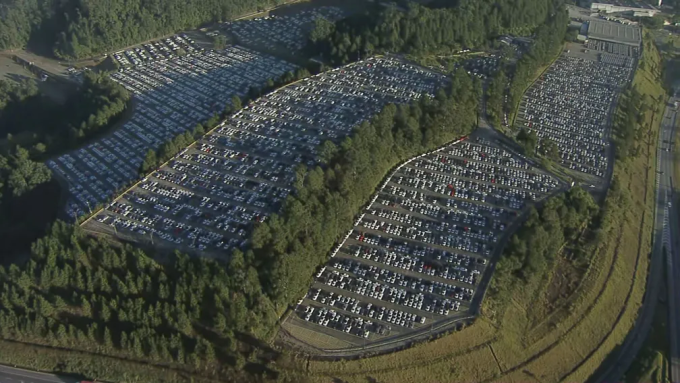 'Mar de carros': pátio da Volkswagen no ABC Paulista fica lotado de veículos; empresa suspendeu temporariamente produção