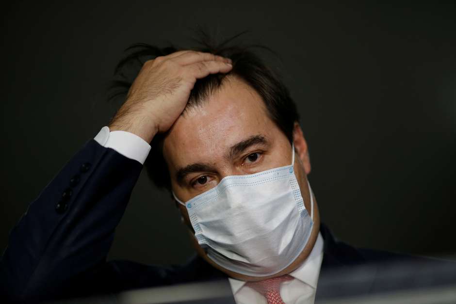 Rodrigo Maia diz que pode atrapalhar reformas se buscar reeleição à presidência da Câmara