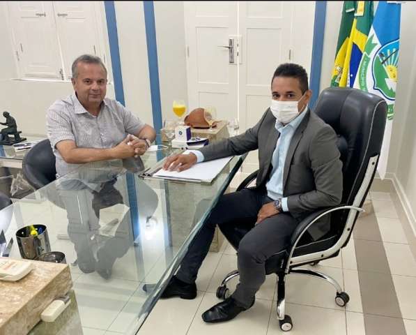 Rogério Marinho busca em Mossoró um vice para chapa de Ezequiel