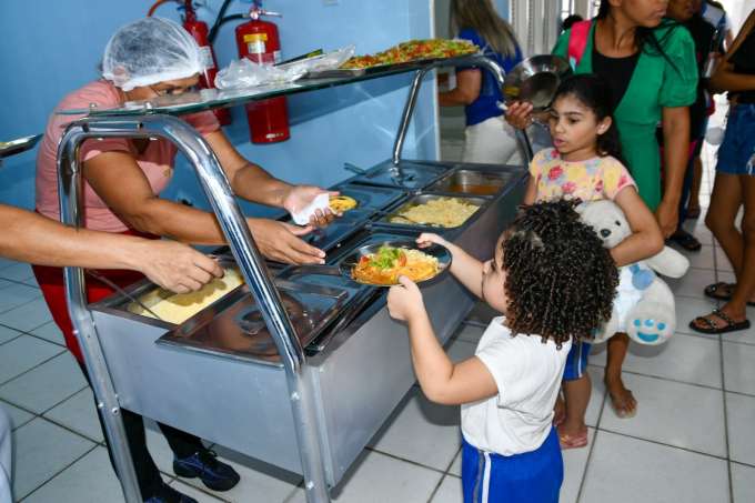 Natal: Prefeitura lança Cozinha Comunitária para combate à desnutrição e apoio social