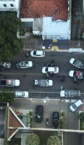 Perseguição e presos em Petrópolis