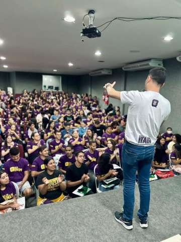 Na reta final para Exame Nacional do Ensino Médio, Se Liga Enem segue a todo vapor em Parnamirim