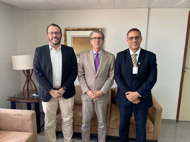 Presidente da Câmara de Parnamirim apresenta Planejamento Estratégico a dirigente do TCE