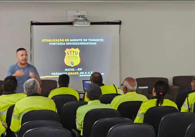 Tem que começar do começo: Agentes de Mobilidade da STTU Passam por Curso de Capacitação