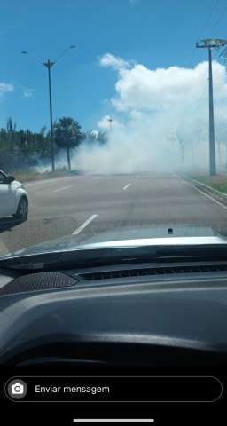 Muito fogo e fumaça na Rota do Sol perto do Alphaville