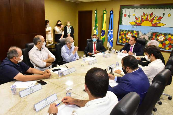 Ezequiel Ferreira antecipa com Caern e Semarh obra de adutora para Acari e Currais Novos
