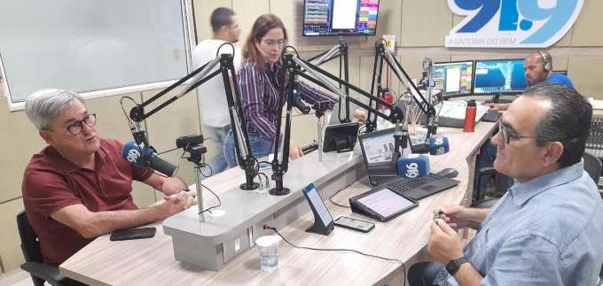 Tomba Farias diz que Fátima Bezerra não fala a verdade, não tem obras para mostrar e que a eleição no RN será definida em segundo turno