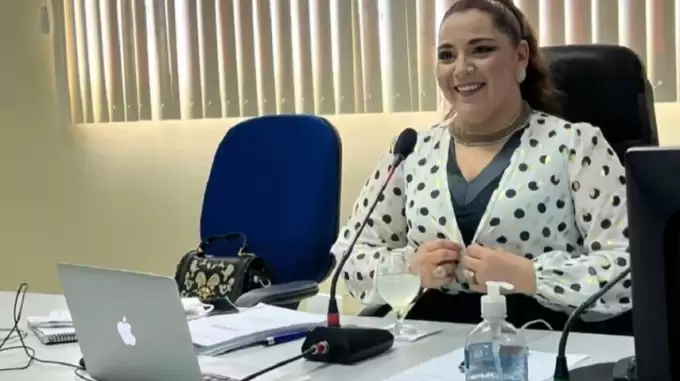 Justiça Federal suspende decisão absurda contra reitora da Ufersa