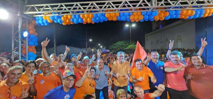 Campanha de Paulinho Freire ganha visibilidade na semana final das eleições