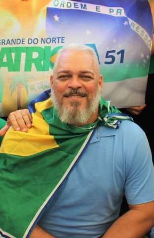 Clorisa Linhares confirma vice do Patriota: “Homem de princípios, como está faltando no Governo”