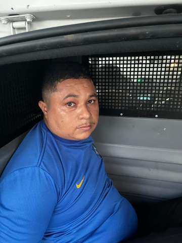 Homem acusado de vários roubos em Tirol é preso